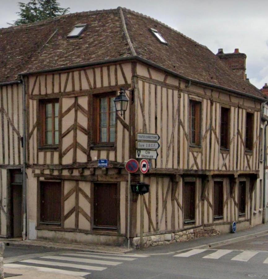 Le Marais Vous - Duplex En Centre-Ville. Provins Exteriör bild